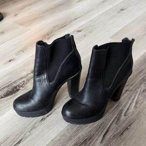 Steve Madden Black Ankle Boots